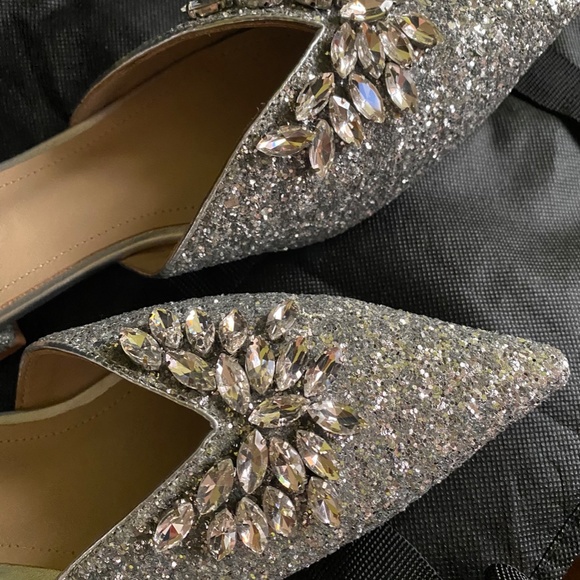 Dazzling Cinderella slippers. Miu Miu is the brand than never disappoints - Picture 6 of 10